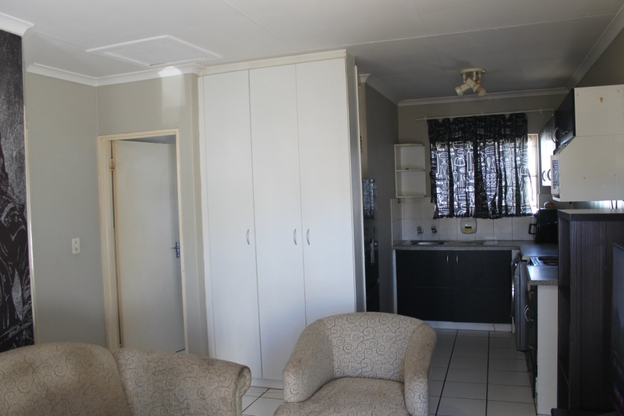1 Bedroom Property for Sale in Strand Central Western Cape